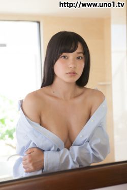 美女美乳